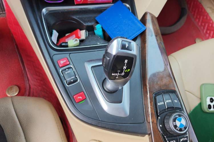 Used BMW 3 Series 2013 Facelifted 320Li Luxury Design Package Gear Lever