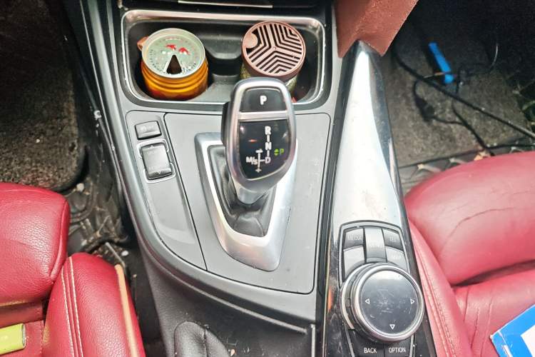 Used BMW 3 Series 2013 Restyled 320i Sport Design Package Gear Lever