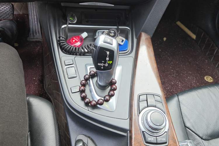 Used BMW 3 Series 2013 320Li Luxury Design Package Gear Lever
