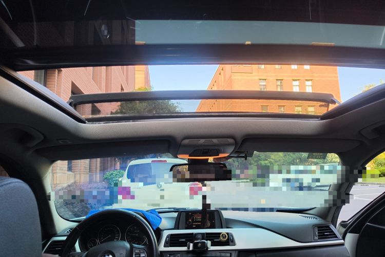 Used BMW 3 Series 2013 320i Sport Touring Edition Headliner