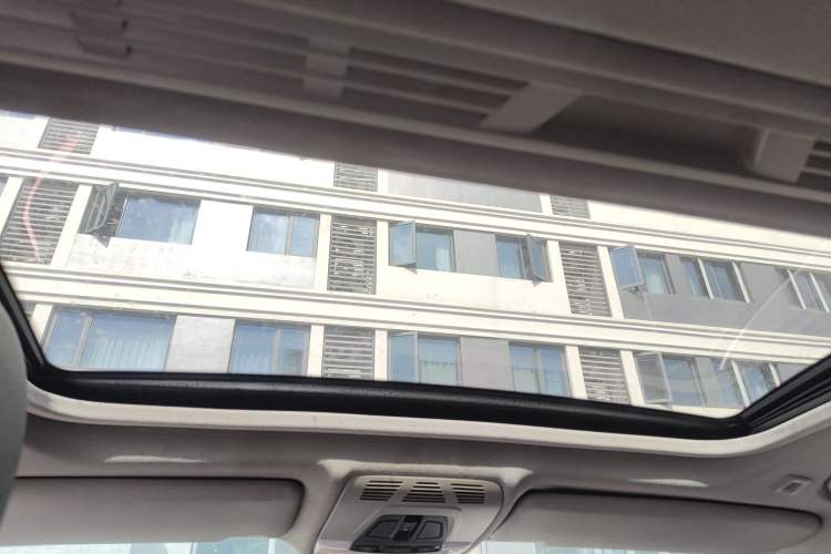 Used BMW 3 Series 2013 320Li Fashion Model Headliner