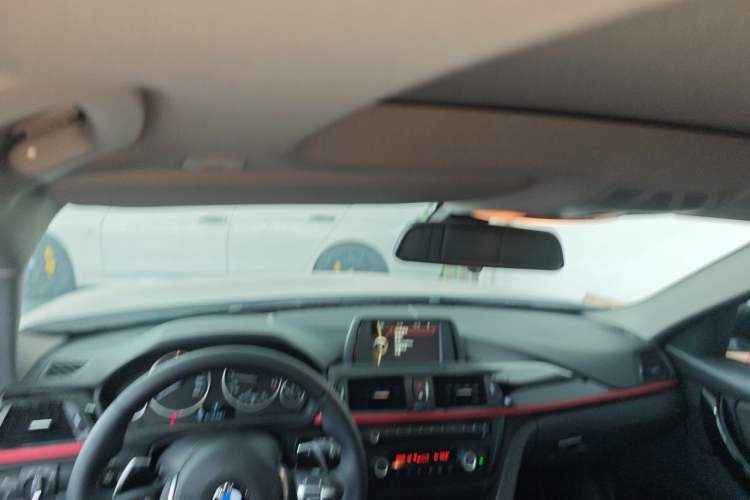 Used BMW 3 Series 2013 320i Sport Touring Edition Headliner