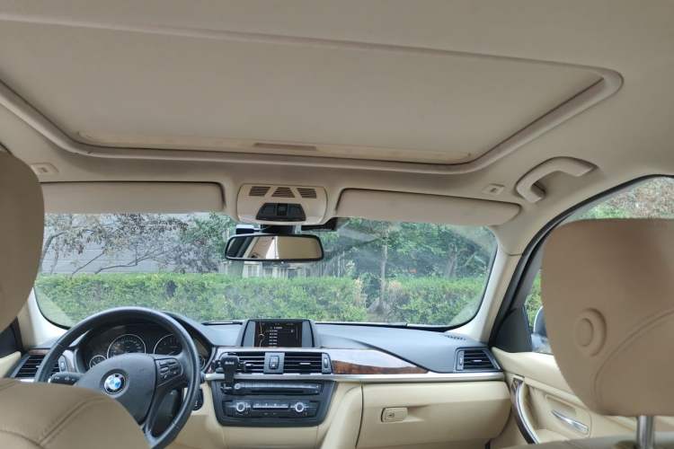 Used BMW 3 Series 2013 320Li Fashion Model Headliner