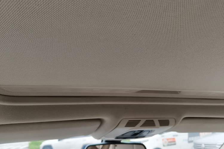 Used BMW 3 Series 2013 320Li Fashion Model Headliner