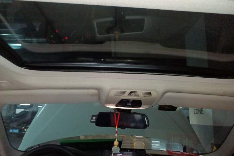 Used BMW 3 Series 2013 320Li Fashion Model Headliner