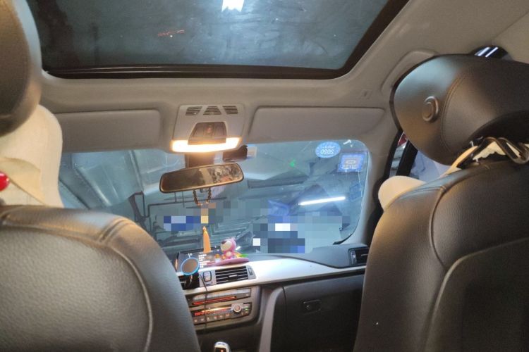 Used BMW 3 Series 2013 320i Sport Edition Headliner