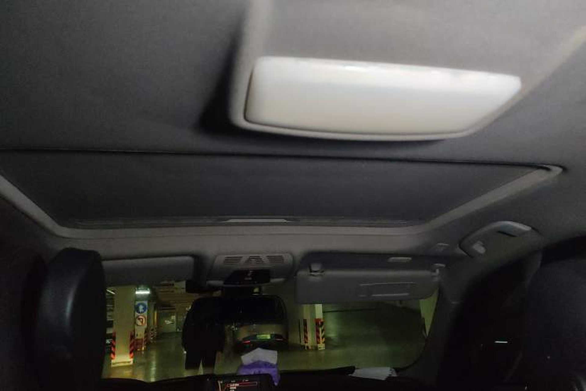 Used BMW 3 Series 2013 320i Active Edition Headliner