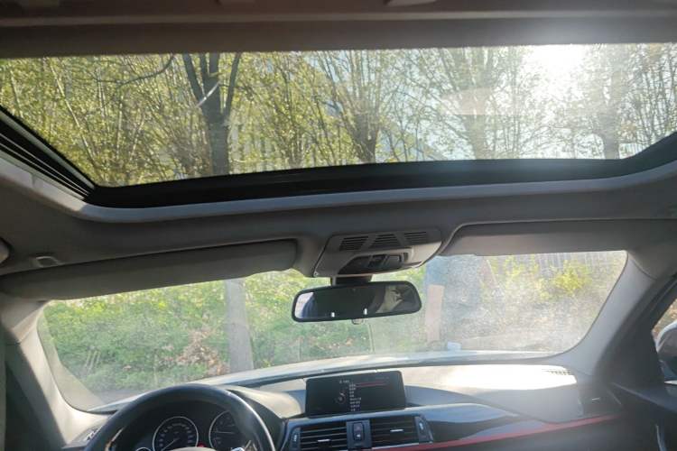 Used BMW 3 Series 2013 Facelifted 328i Sport Design Package Headliner