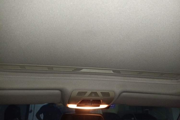 Used BMW 3 Series 2013 320i Active Edition Headliner