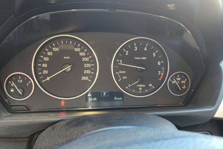 Used BMW 3 Series 2013 320i Sport Touring Edition Instrument Cluster