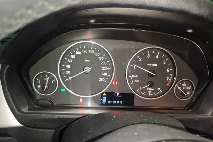 Used BMW 3 Series 2013 320i Sport Edition Instrument Cluster