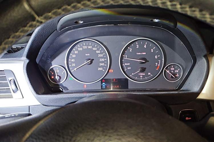 Used BMW 3 Series 2013 320i Sport Edition Instrument Cluster