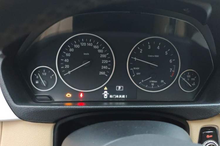 Used BMW 3 Series 2013 320i Sport Edition Instrument Cluster