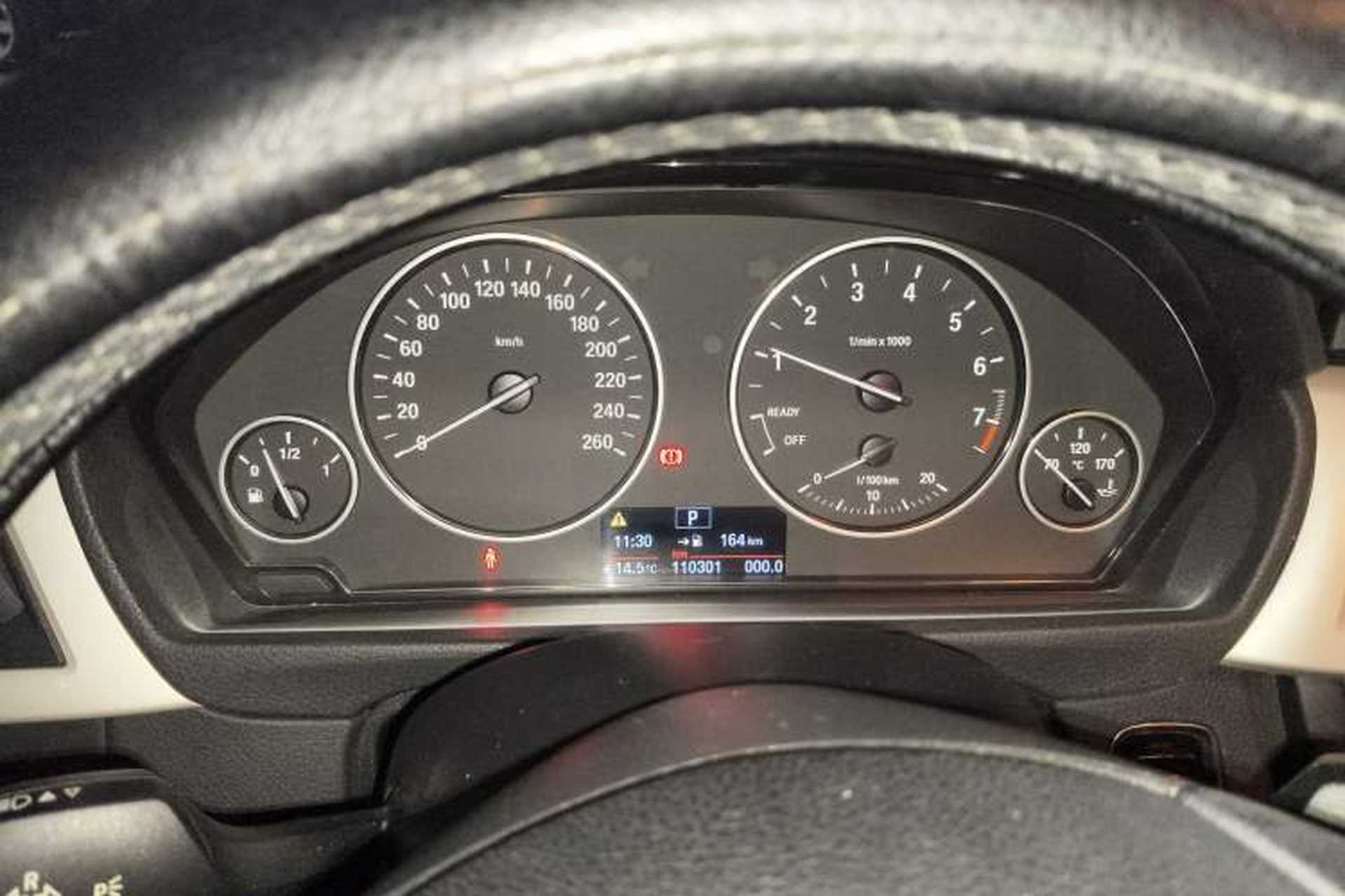 Used BMW 3 Series 2013 320i Sport Edition Instrument Cluster