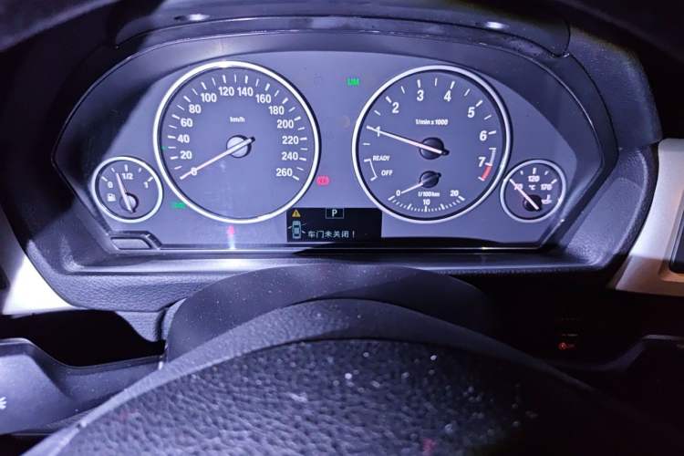 Used BMW 3 Series 2013 320i Sport Edition Instrument Cluster
