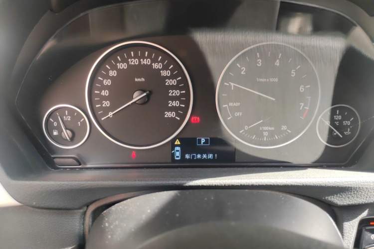 Used BMW 3 Series 2013 320i Sport Edition Instrument Cluster