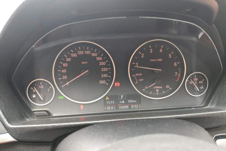 Used BMW 3 Series 2013 320Li Fashion Model Instrument Cluster