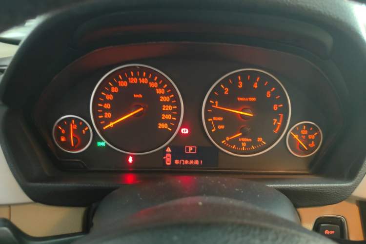 Used BMW 3 Series 2013 320i Sport Edition Instrument Cluster