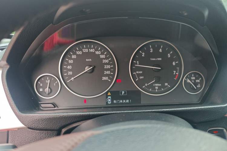 Used BMW 3 Series 2013 320i Sport Edition Instrument Cluster