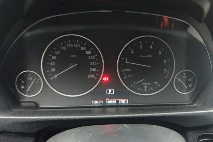 Used BMW 3 Series 2013 320i Sport Edition Instrument Cluster