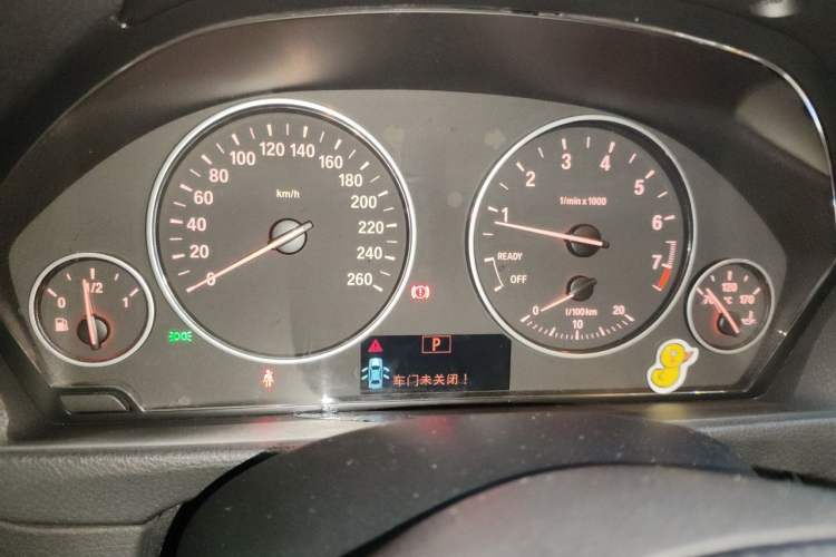 Used BMW 3 Series 2013 320i Sport Edition Instrument Cluster