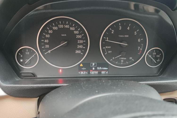 Used BMW 3 Series 2013 320i Sport Edition Instrument Cluster