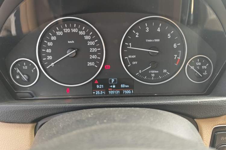 Used BMW 3 Series 2013 320i Sport Edition Instrument Cluster