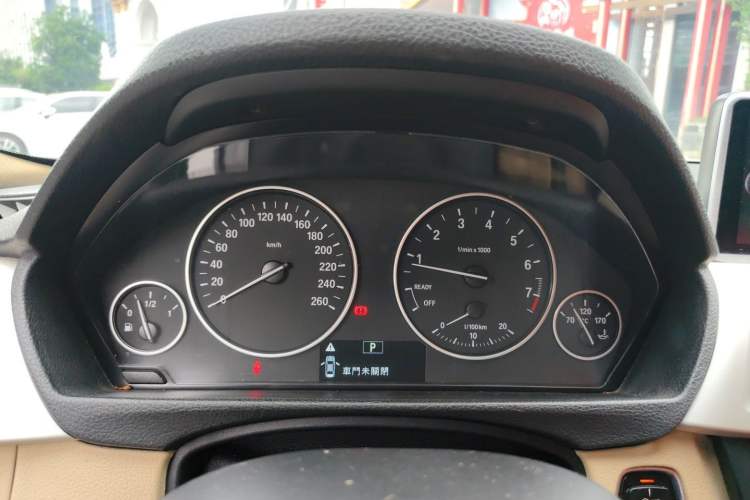 Used BMW 3 Series 2013 320i Active Edition Instrument Cluster