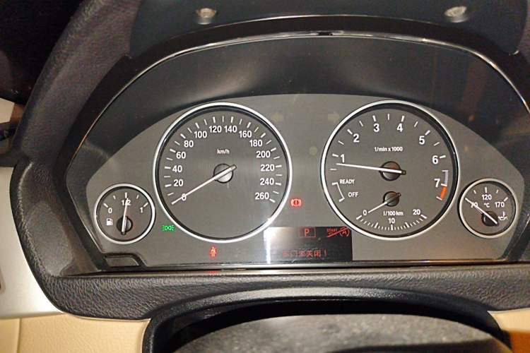 Used BMW 3 Series 2013 320i Sport Touring Edition Instrument Cluster