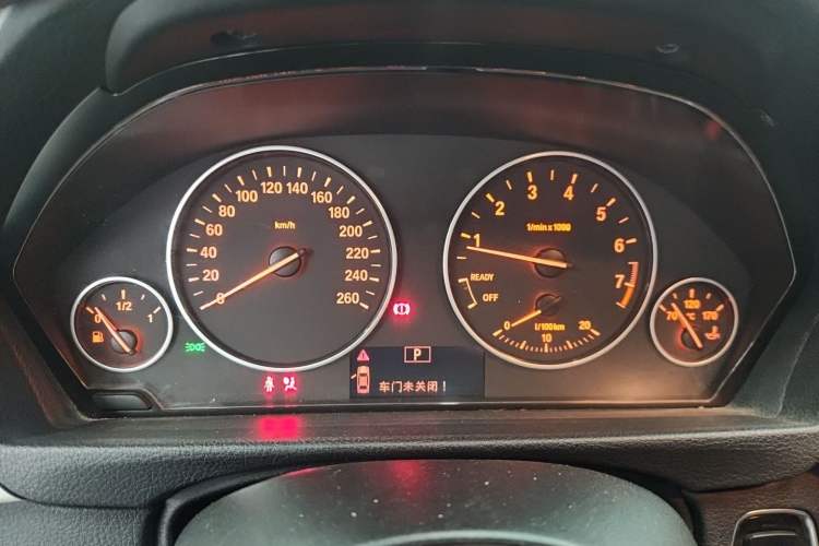 Used BMW 3 Series 2013 320i Sport Edition Instrument Cluster