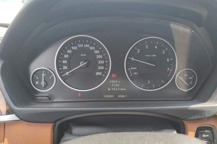 Used BMW 3 Series 2013 320i Sport Design Package Instrument Cluster