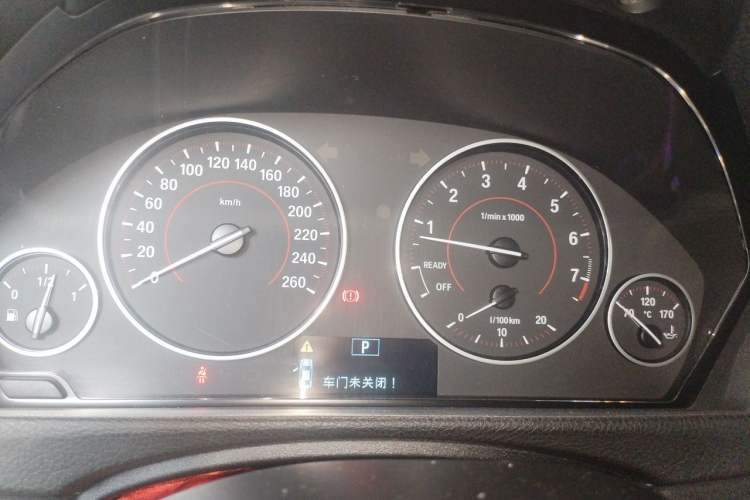Used BMW 3 Series 2013 320i Sport Edition Instrument Cluster