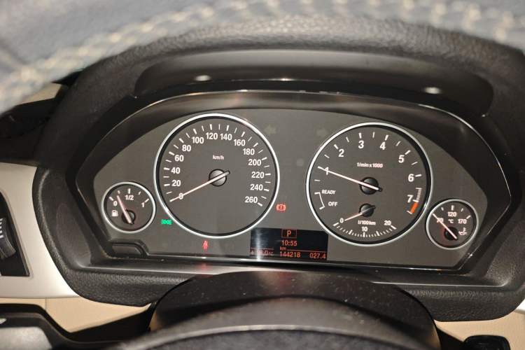 Used BMW 3 Series 2013 320Li Fashion Model Instrument Cluster