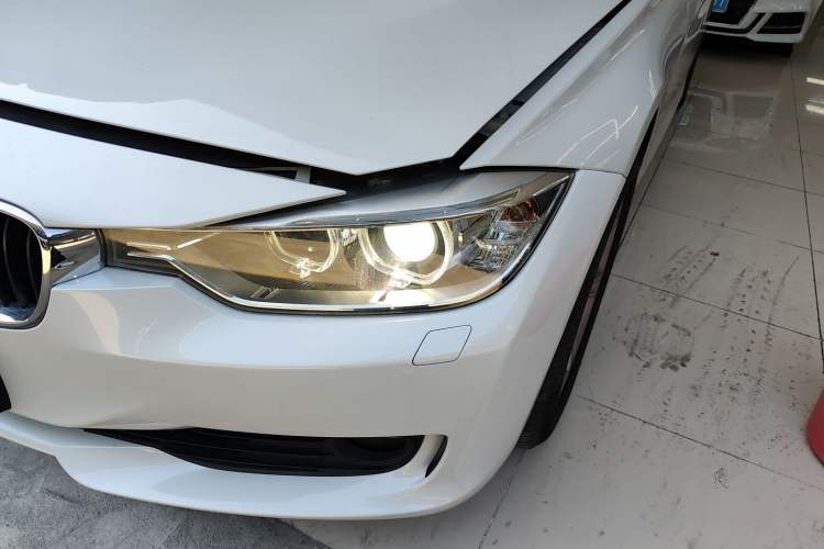 Used BMW 3 Series 2013 320i Sport Touring Edition Left Front Headlight