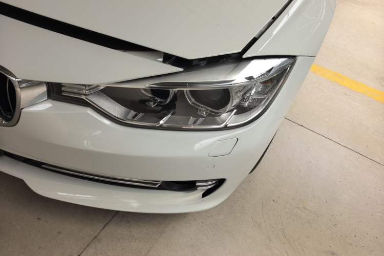 Used BMW 3 Series 2013 320Li Luxury Design Package Left Front Headlight