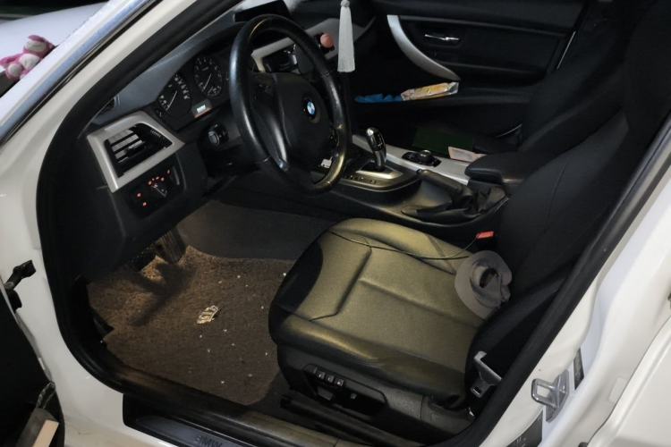 Used BMW 3 Series 2013 320Li Fashion Model Left Front Seat
