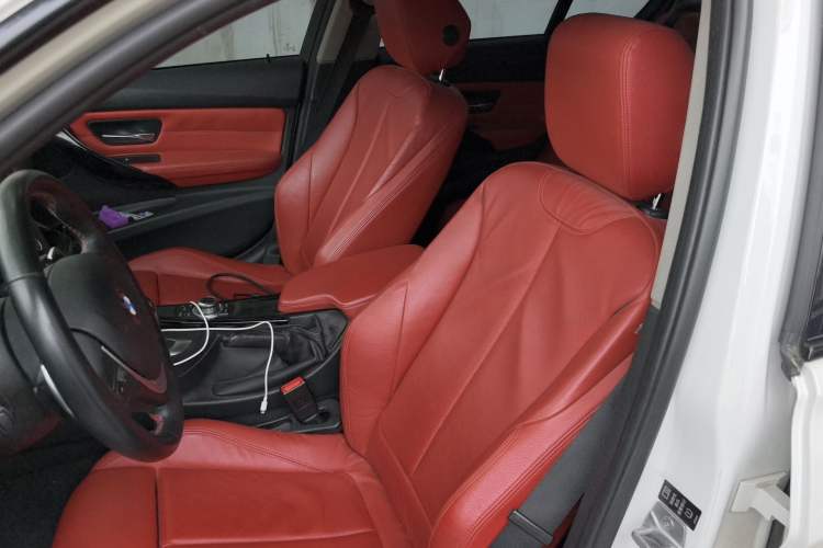 Used BMW 3 Series 2013 Restyled 320i Sport Design Package Left Front Seat