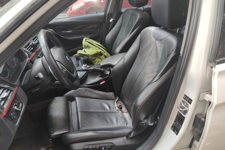 Used BMW 3 Series 2013 320i Sport Design Package Left Front Seat
