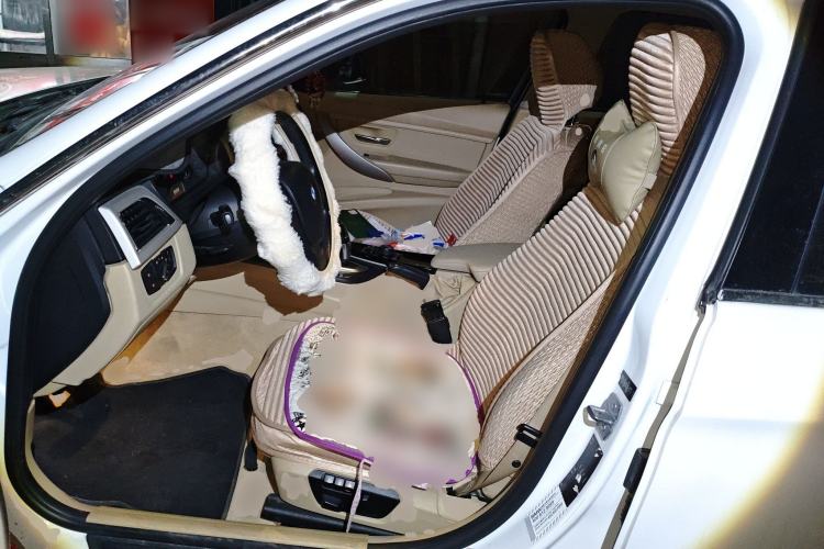 Used BMW 3 Series 2013 320Li Fashion Model Left Front Seat