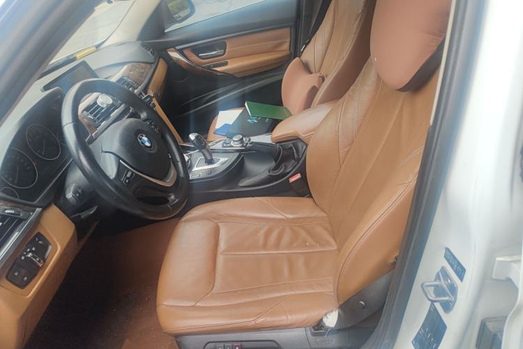 Used BMW 3 Series 2013 Facelift 320Li Fashion Design Package Left Front Seat
