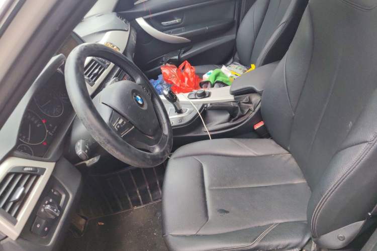 Used BMW 3 Series 2013 320Li Fashion Model Left Front Seat