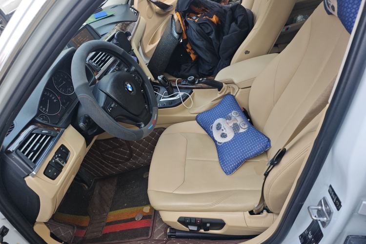 Used BMW 3 Series 2013 320i Sport Edition Left Front Seat