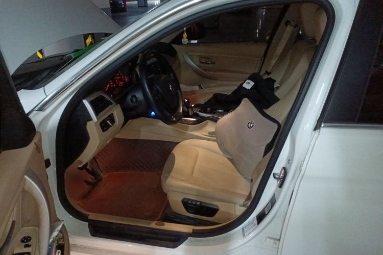 Used BMW 3 Series 2013 320Li Fashion Model Left Front Seat