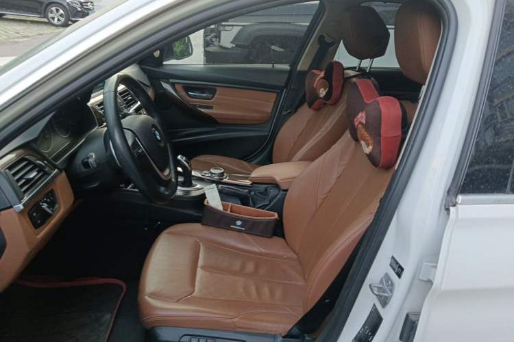 Used BMW 3 Series 2013 Facelift 320Li Fashion Design Package Left Front Seat