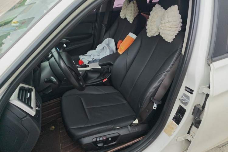 Used BMW 3 Series 2013 320i Active Edition Left Front Seat