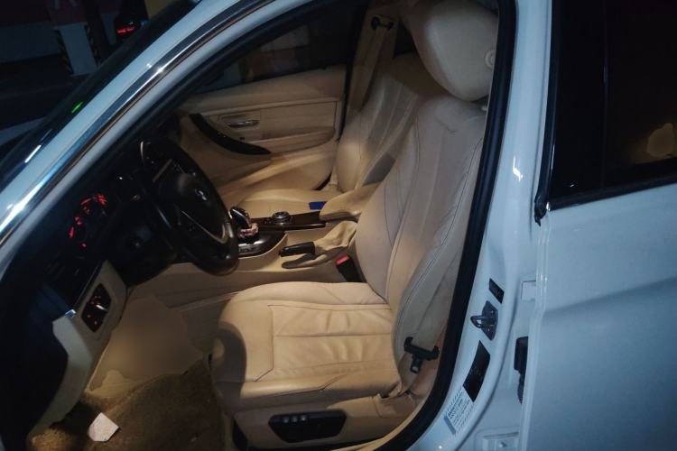 Used BMW 3 Series 2013 Facelifted 320Li Luxury Design Package Left Front Seat