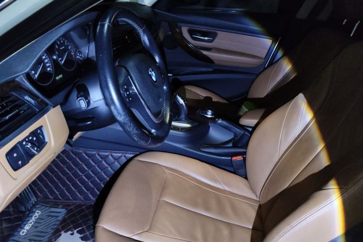 Used BMW 3 Series 2013 328Li Luxury Design Package Left Front Seat