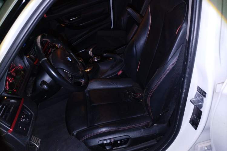 Used BMW 3 Series 2013 320i Sport Design Package Left Front Seat