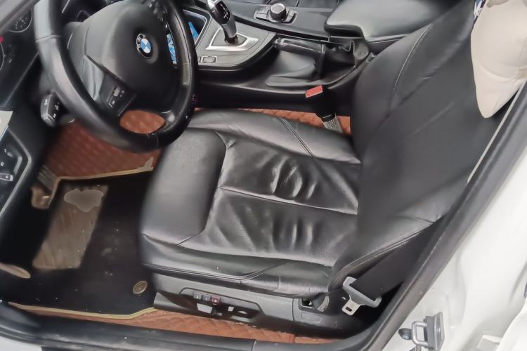 Used BMW 3 Series 2013 320i Sport Edition Left Front Seat
