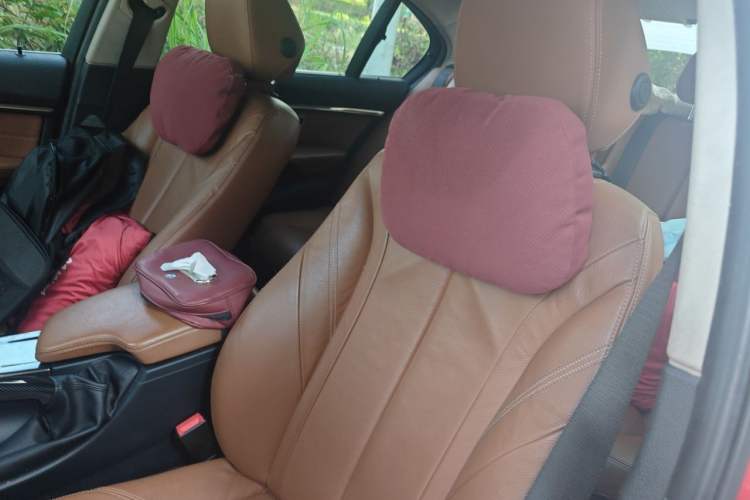 Used BMW 3 Series 2013 320Li Luxury Design Package Left Front Seat